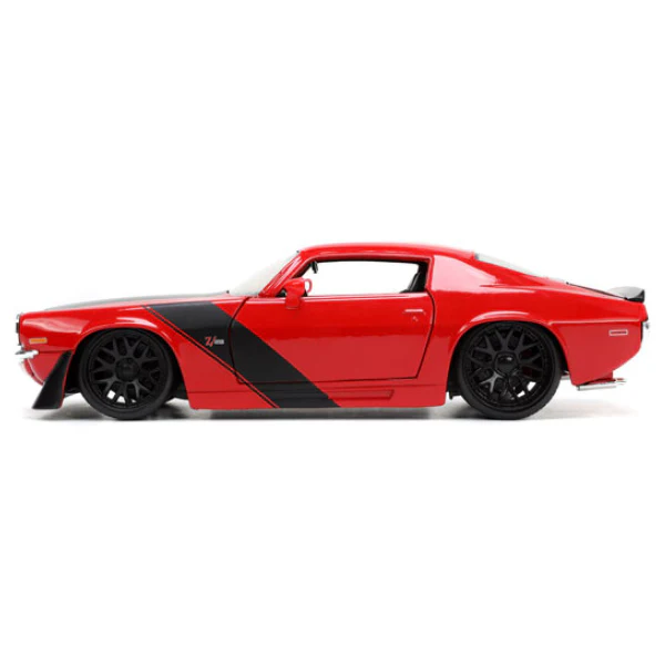 Big Time Muscle - 1971 Chevy Camaro 1:24 Scale Diecast Vehicle - Image 3
