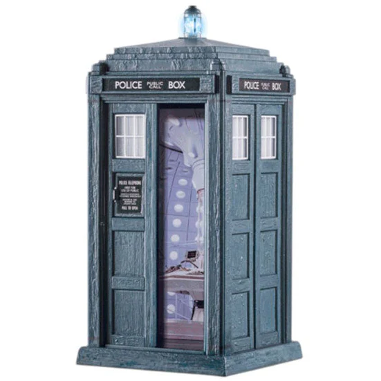 Dr Who - The 15th Doctor's Tardis Figure with Light & Sound Collector Series 5.5 Inch Scale - Image 2
