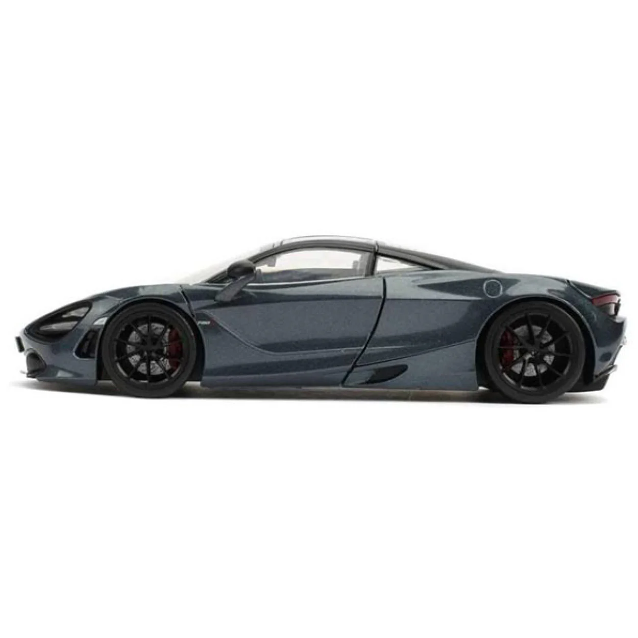 Fast & Furious Presents: Hobbs & Shaw - Shaw’s 2018 McLaren 720S 1:24 Scale Hollywood Ride - Image 5