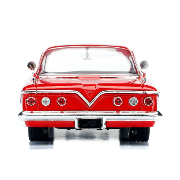Fate of the Furious - Dom’s 1961 Chevrolet Impala Sport Coupe 1:24 Scale Hollywood Ride - Image 7