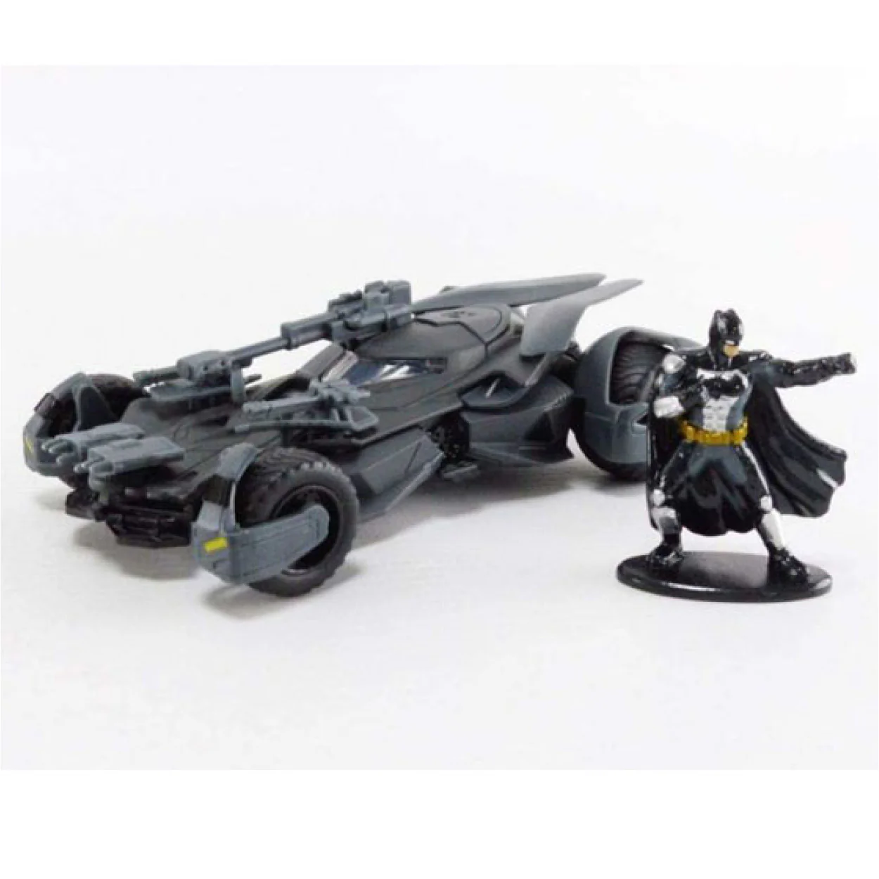 Justice League Movie - Batmobile with Figure 1:32 Scale Hollywood Ride - Image 3