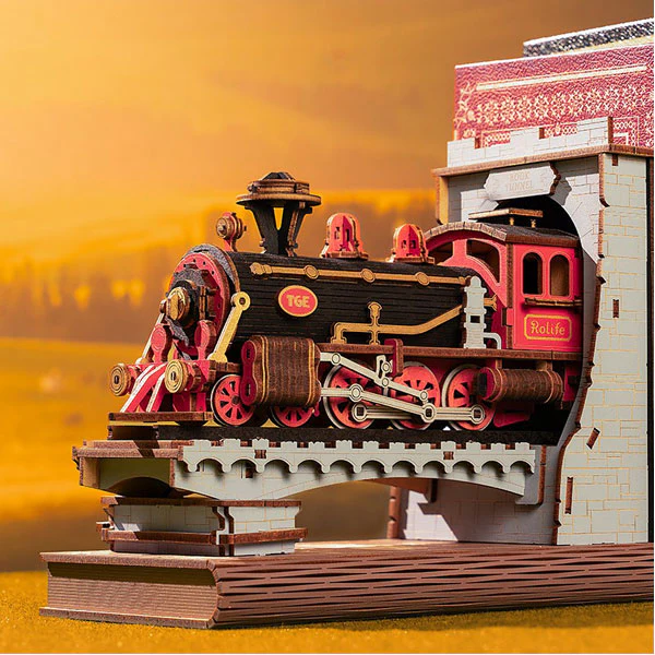 Robotime - DIY Bookends Century Train - Image 7