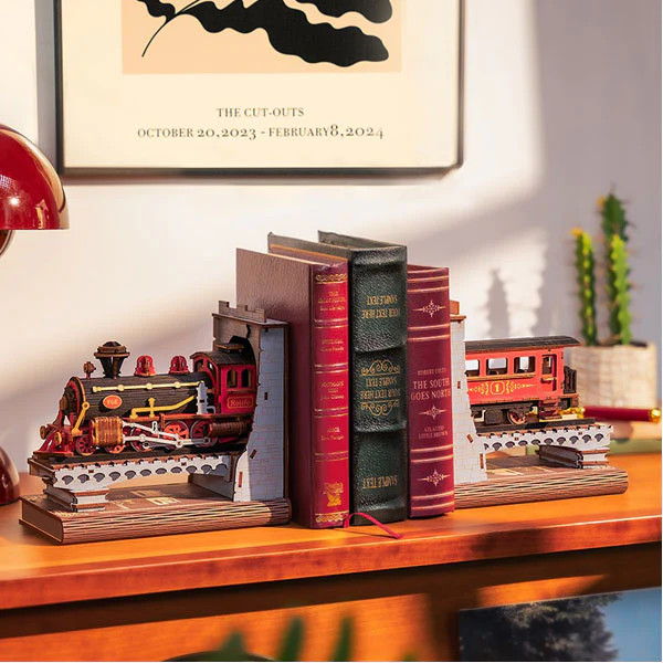 Robotime - DIY Bookends Century Train - Image 9