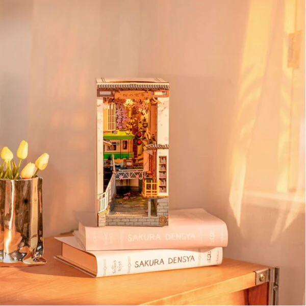 Robotime DIY Book Nook Kit Sakura Densya - Image 4
