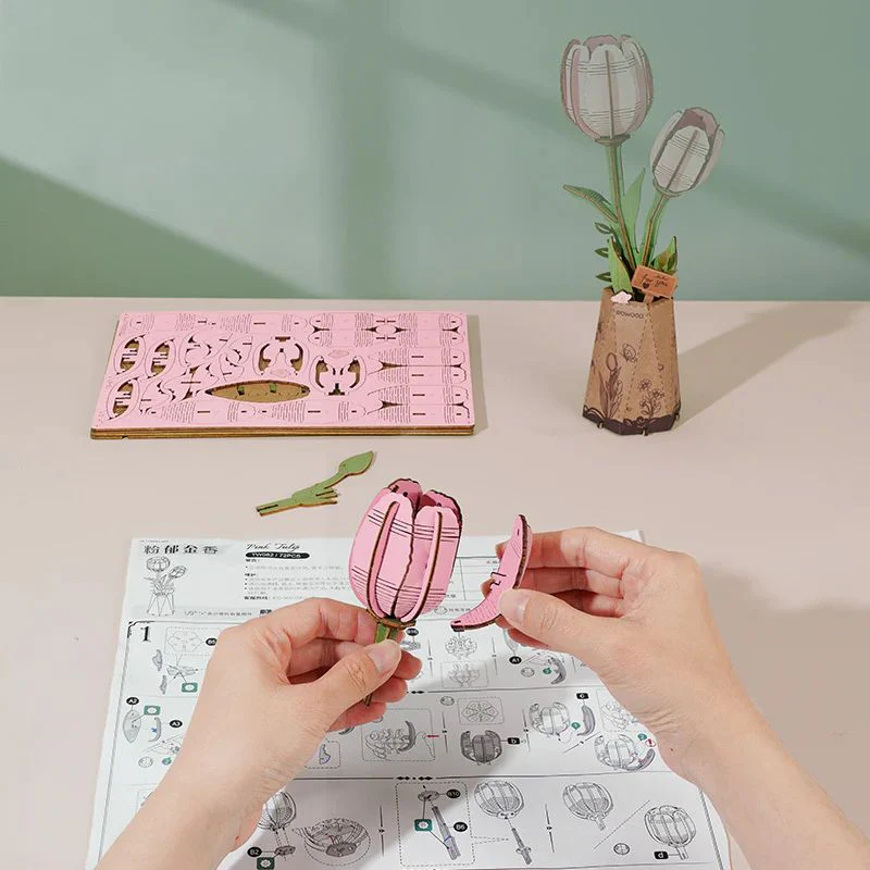 Robotime Wood Bloom Pink Tulip - Image 5
