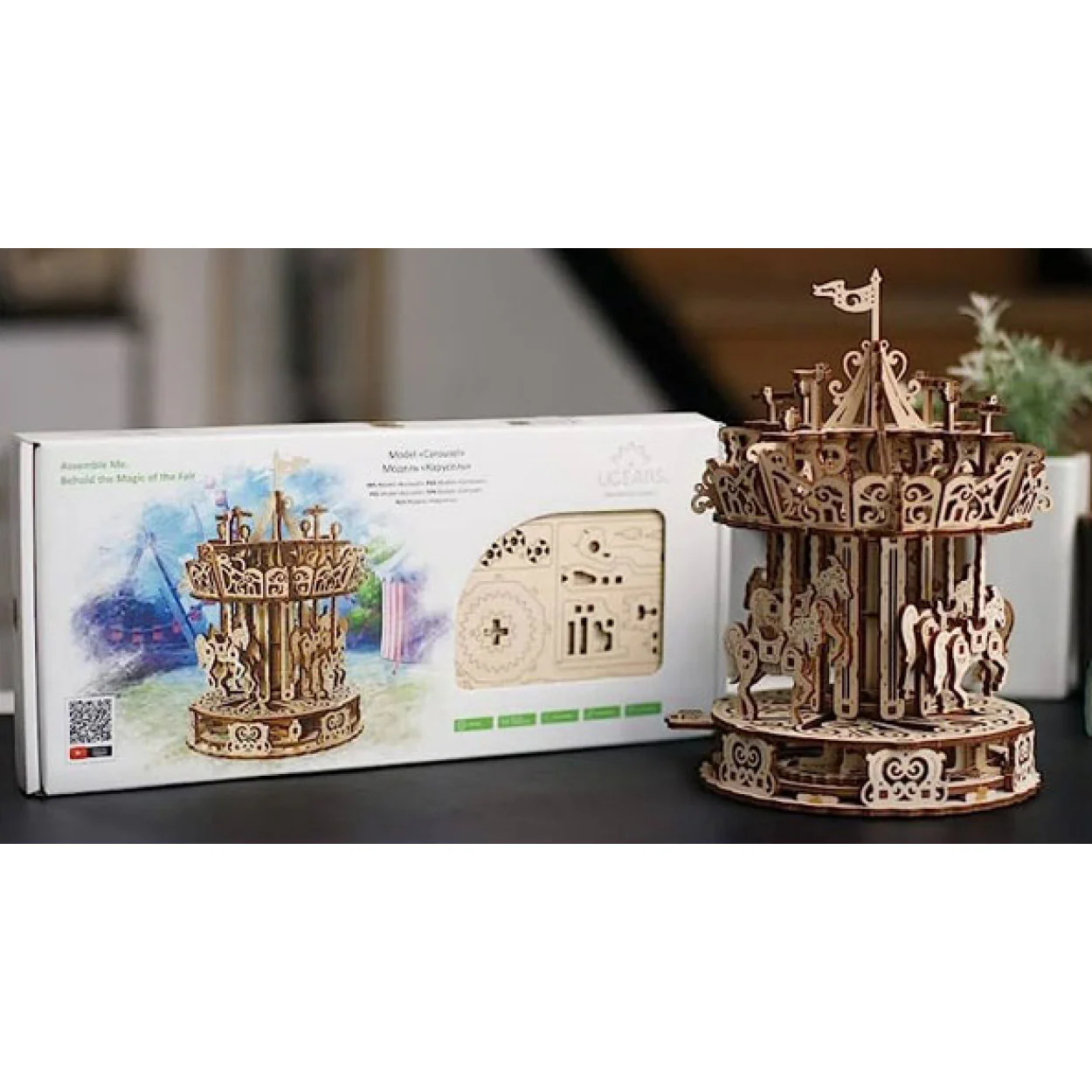 UGears Carousel - Image 10