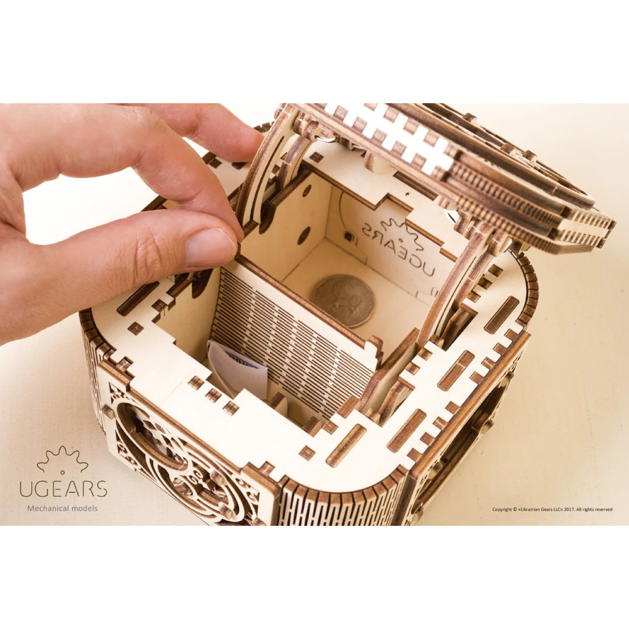 UGears Treasure Box - Image 9